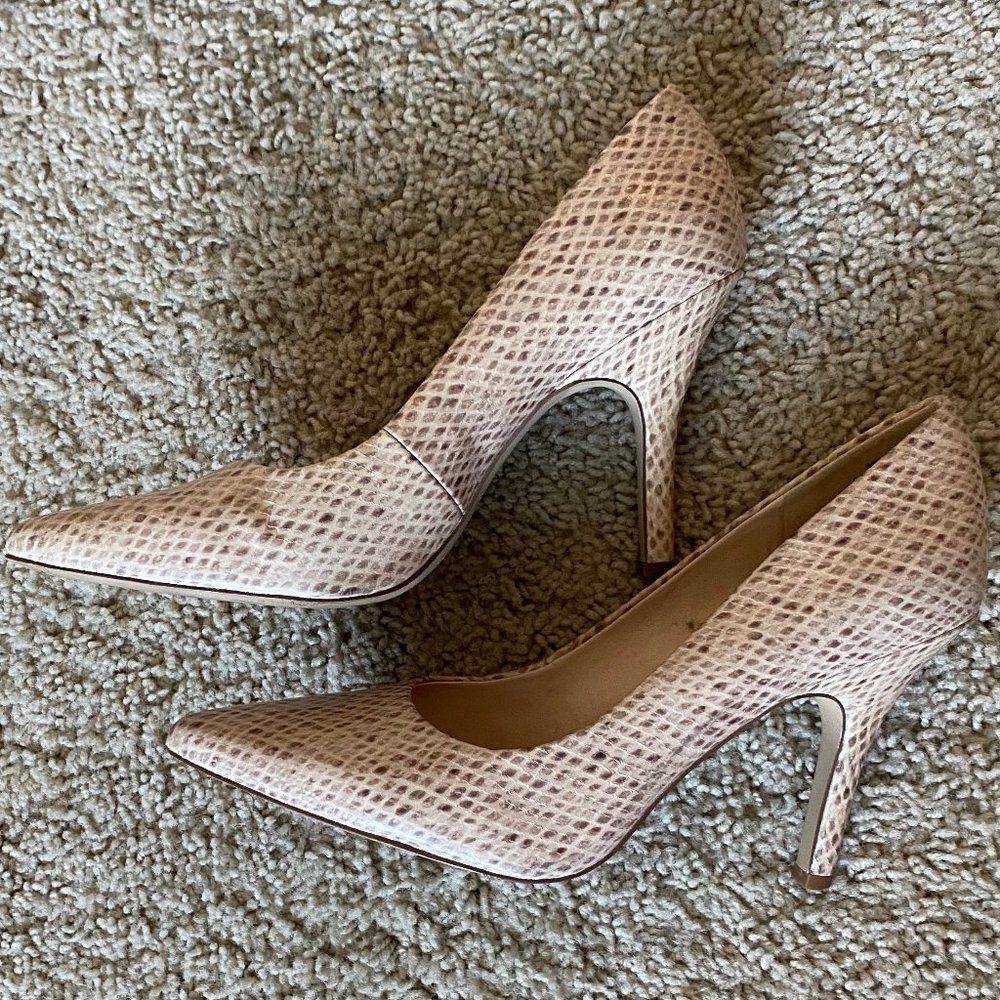 Nine West Cream Textured Stiletto Heels